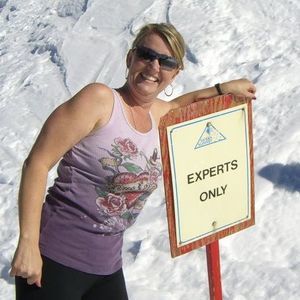 Meet your Posher, Holly